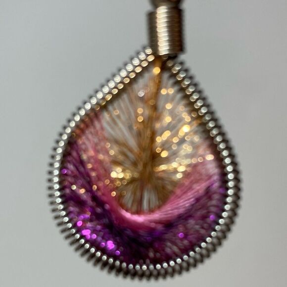 Dream catcher string art earrings - Picture 6 of 6